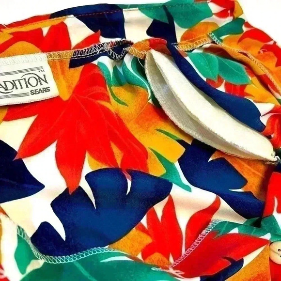 Vintage Hawaiian Shirt Blouse Short Sleeve Button Floral Vacation Women's Travel - Picture 9 of 9